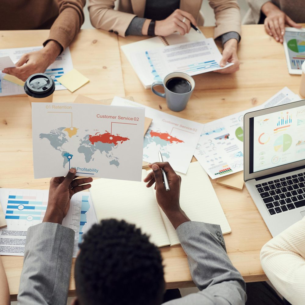 pexels-fauxels-3184638